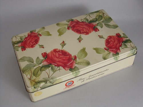 Scatola latta vintage - in,